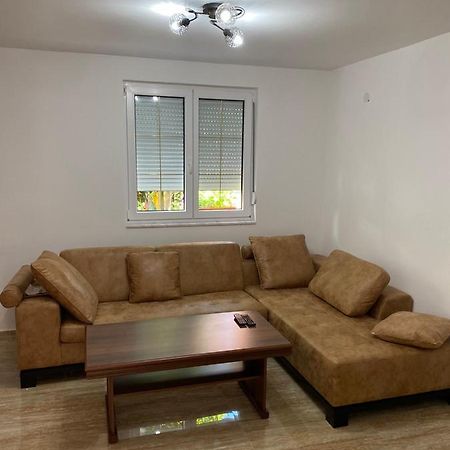 Apartman 02 บาร์ ภายนอก รูปภาพ
